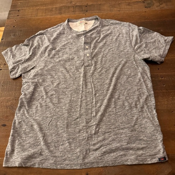 COPY - Faherty Short Sleeve Henley - Picture 1 of 5